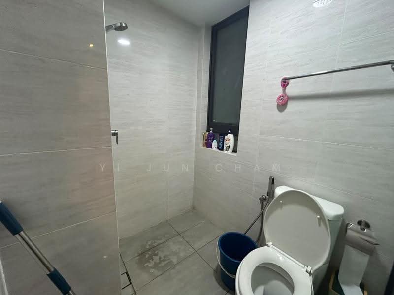 Service Residence for Rent at Baron Residence @ Lake City - Yi Jun Cham - Bathroom - PropertyGuru.com.my