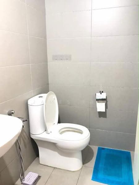Service Residence for Rent at Avenue D'Vogue - James Tan - Bathroom - PropertyGuru.com.my