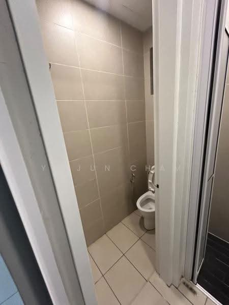 Service Residence for Rent at H2O Residences - Yi Jun Cham - Bathroom - PropertyGuru.com.my