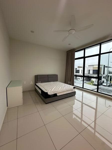 Rumah Teres 3-Tingkat untuk Disewa di Jade Hills (Kajang) - Yam Yi Han - Bedroom - PropertyGuru.com.my