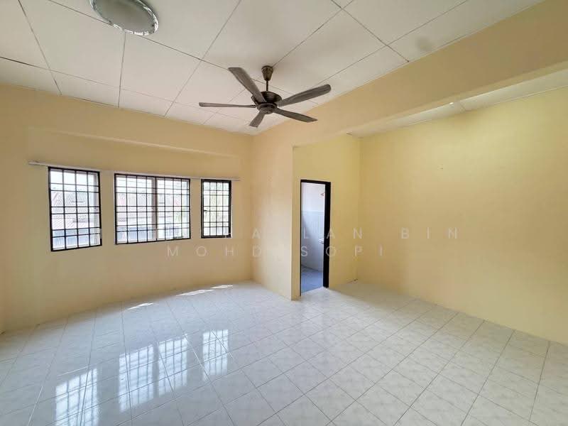 Rumah Teres 2-Tingkat untuk Dijual di Taman Desa Permai (Kapar) - Mohd Hazlan bin Mohd Sopi - PropertyGuru.com.my
