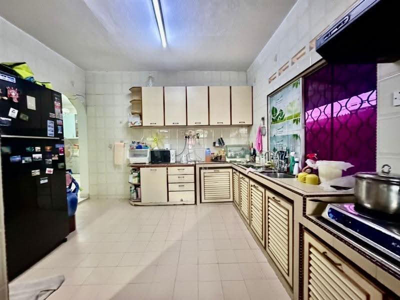 Rumah Berkembar untuk Dijual di Taman Abad (Johor Bahru) - Winson Tan - Kitchen - PropertyGuru.com.my