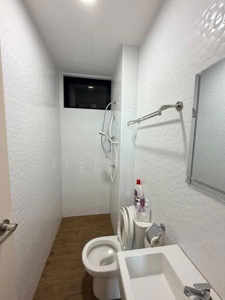 Kondominium untuk Dijual di The Quartz Residence - Andy Yong - Bathroom - PropertyGuru.com.my