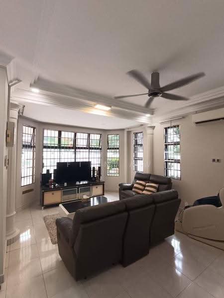 Rumah Teres 2-Tingkat untuk Dijual di Taman Desa Tebrau (Tebrau) - Finn Aw - Living Room - PropertyGuru.com.my
