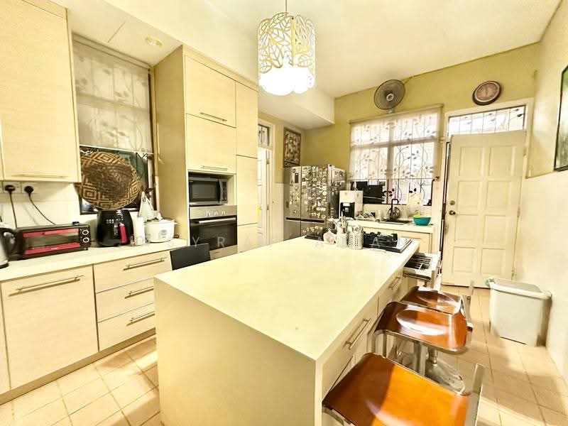 Semi-Detached House for Sale in Subang (Selangor) - Asyraf Aman - Kitchen - PropertyGuru.com.my