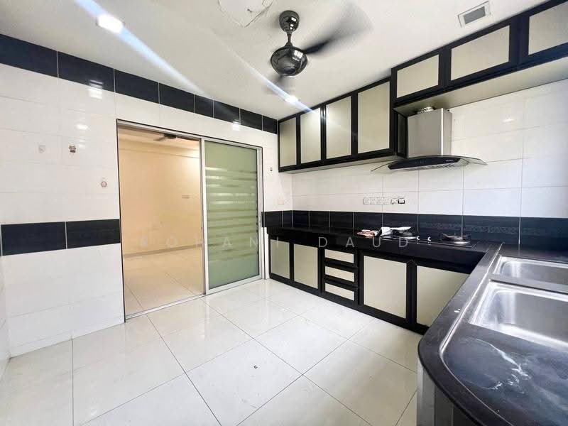 Rumah Teres 2-Tingkat untuk Dijual di Bandar Teknologi Kajang (Kajang) - Rohani Daud - Kitchen - PropertyGuru.com.my