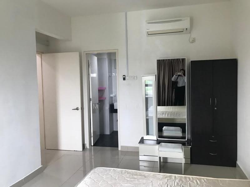 Apartment for Rent at Idaman Residence - MJ Lai - Bedroom - PropertyGuru.com.my