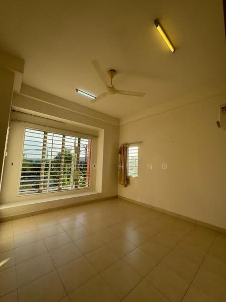 2-storey Terraced House for Sale in Bandar Seri Coalfields (Sungai Buloh) - Keng Hong - PropertyGuru.com.my