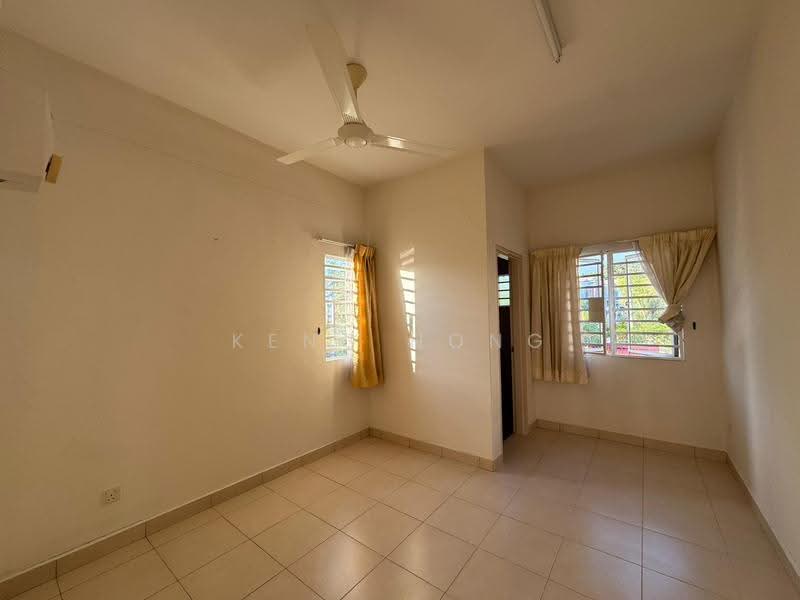 2-storey Terraced House for Sale in Bandar Seri Coalfields (Sungai Buloh) - Keng Hong - PropertyGuru.com.my