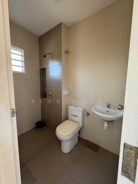 2-storey Terraced House for Sale in Bandar Seri Coalfields (Sungai Buloh) - Keng Hong - PropertyGuru.com.my
