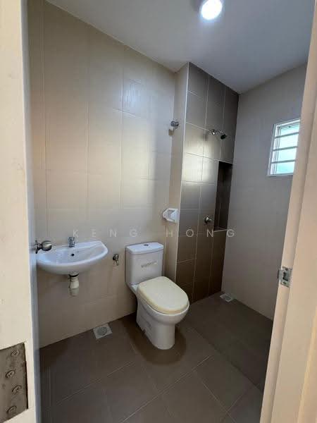 2-storey Terraced House for Sale in Bandar Seri Coalfields (Sungai Buloh) - Keng Hong - PropertyGuru.com.my