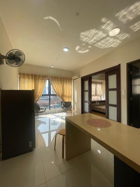 Kondominium untuk Disewa di Amberside @ Country Garden Danga Bay - Susan On - Living Room - PropertyGuru.com.my