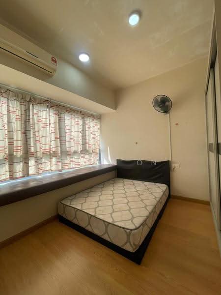 Kondominium untuk Disewa di Amberside @ Country Garden Danga Bay - Susan On - Bedroom - PropertyGuru.com.my