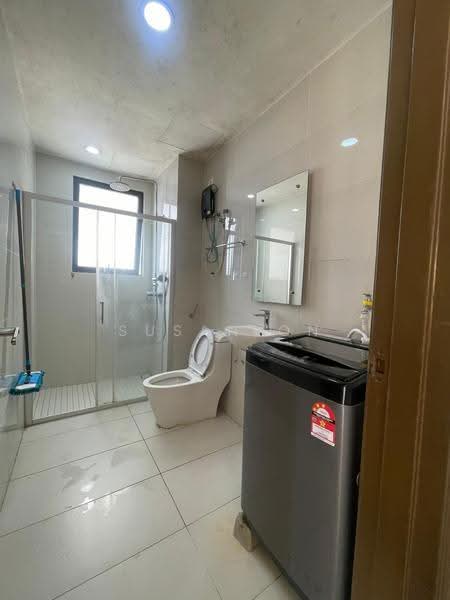 Kondominium untuk Disewa di Amberside @ Country Garden Danga Bay - Susan On - Bathroom - PropertyGuru.com.my