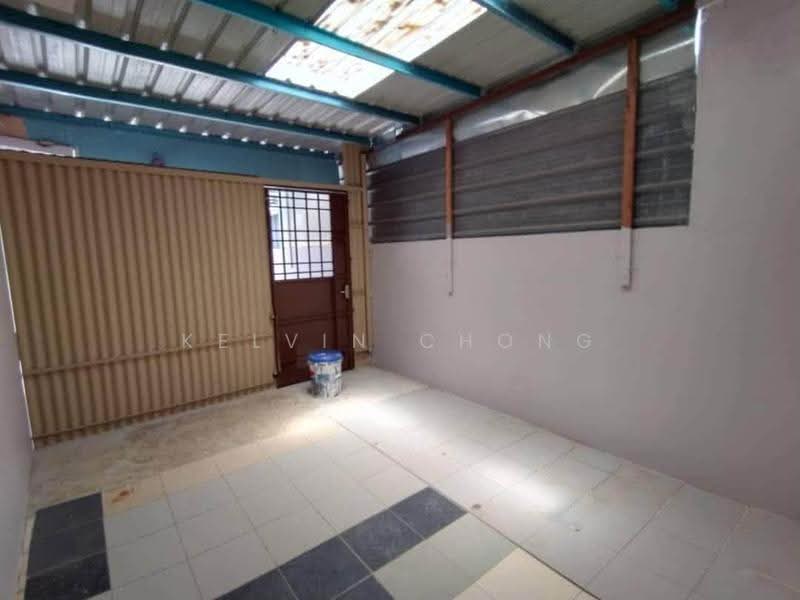 1-storey Terraced House for Sale in Menglembu (Perak) - Kelvin Chong - Exterior - PropertyGuru.com.my