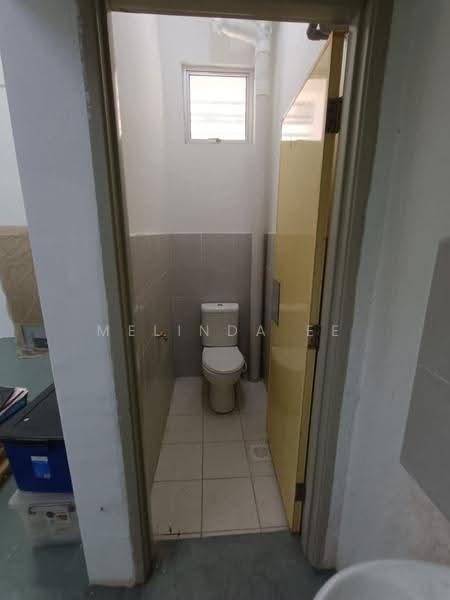 Shop / Office untuk Disewa di Bandar Seri Alam (Masai) - Melinda Ee - Bathroom - PropertyGuru.com.my
