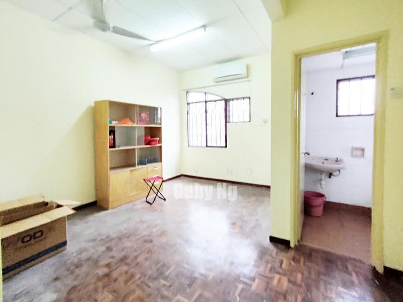 2-storey Terraced House for Sale in Bandar Damai Perdana (Cheras) - Gaby Ng - Living Room - PropertyGuru.com.my