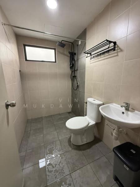 Condominium for Rent at Zahra Residensi - Vin Mukdawichit - Bathroom - PropertyGuru.com.my