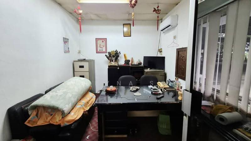 Detached Factory for Sale in Tampoi (Johor) - Elleyna Soo - Study - PropertyGuru.com.my