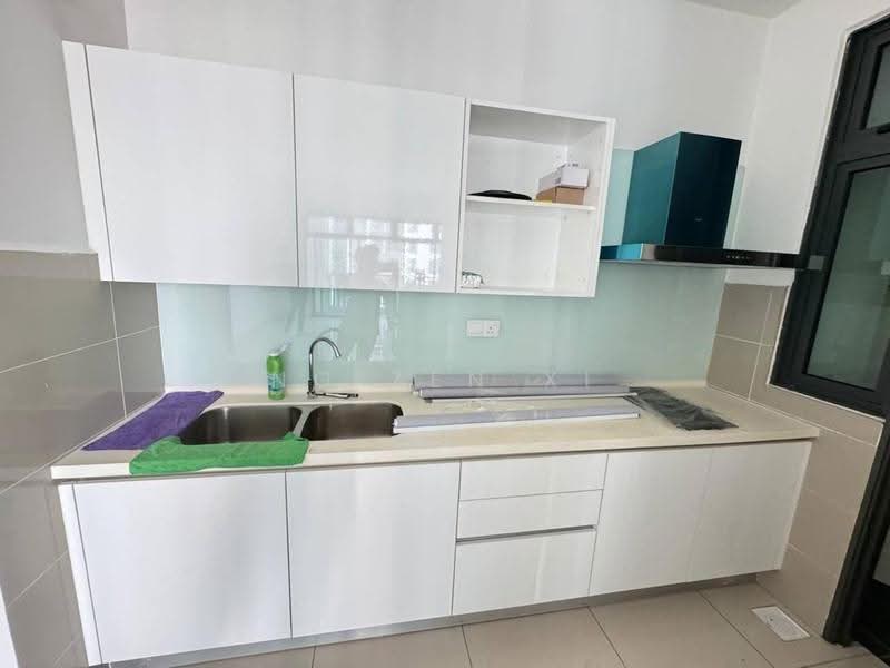 Service Residence for Sale at 8Scape Residence @ Sutera - NG ZEN XI - Kitchen - PropertyGuru.com.my
