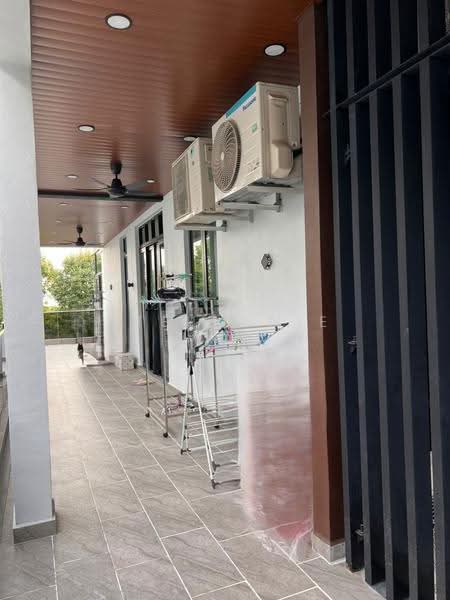 Rumah Berkembar untuk Dijual di Bandar Bestari (Klang) - Stephanie Yap - Balcony - PropertyGuru.com.my