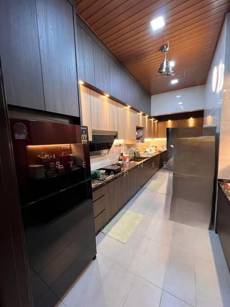 Rumah Berkembar untuk Dijual di Bandar Bestari (Klang) - Stephanie Yap - Kitchen - PropertyGuru.com.my