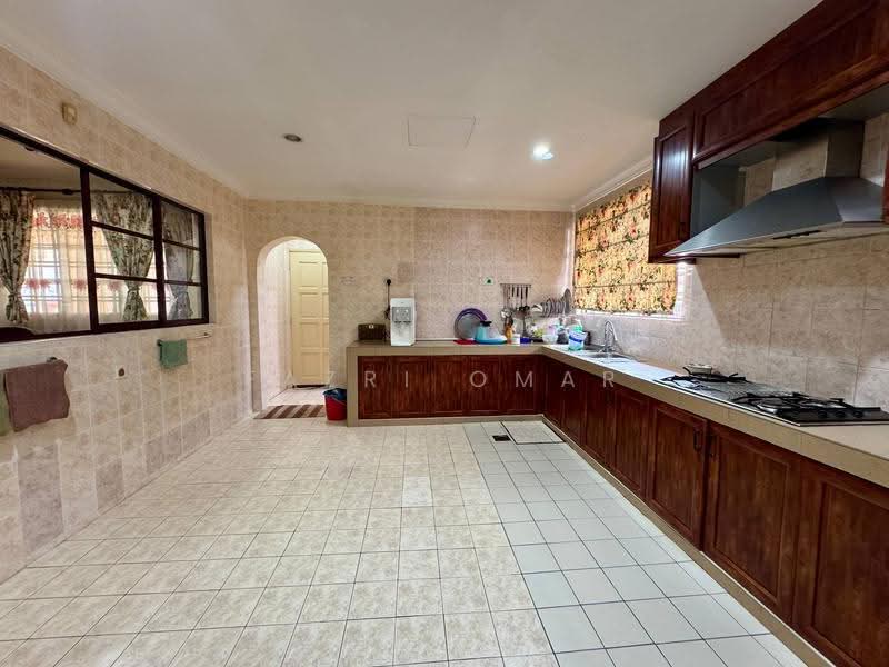 2-storey Terraced House for Sale in Bukit Jelutong (Shah Alam) - Fazri Omar - PropertyGuru.com.my