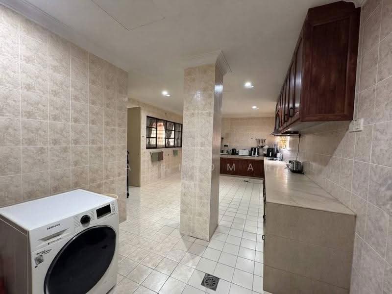 2-storey Terraced House for Sale in Bukit Jelutong (Shah Alam) - Fazri Omar - PropertyGuru.com.my