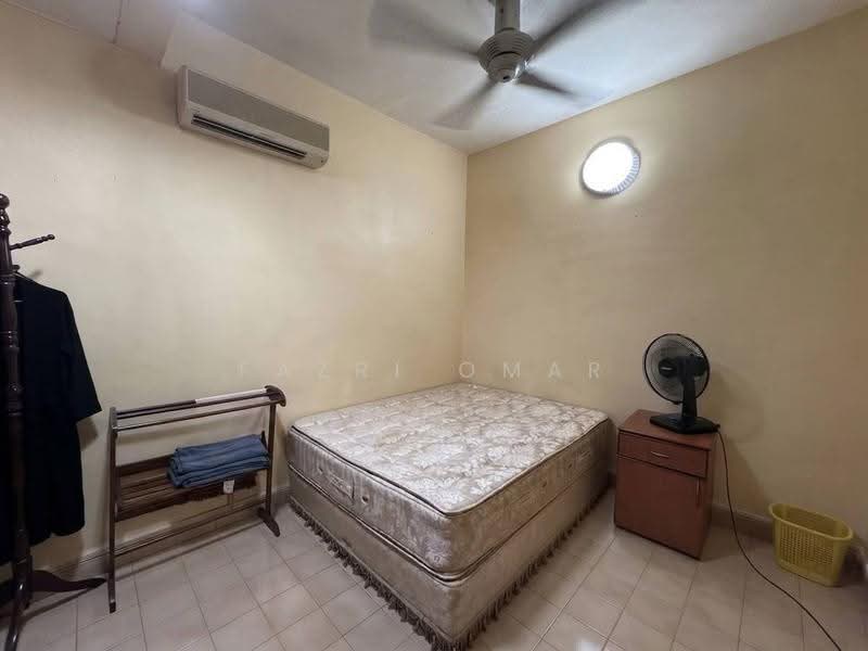 2-storey Terraced House for Sale in Bukit Jelutong (Shah Alam) - Fazri Omar - PropertyGuru.com.my