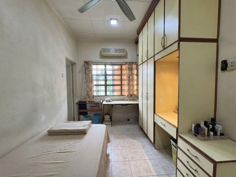 2-storey Terraced House for Sale in Bukit Jelutong (Shah Alam) - Fazri Omar - PropertyGuru.com.my