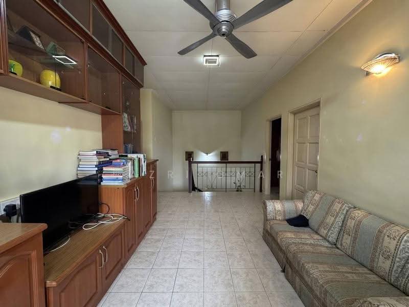 2-storey Terraced House for Sale in Bukit Jelutong (Shah Alam) - Fazri Omar - PropertyGuru.com.my