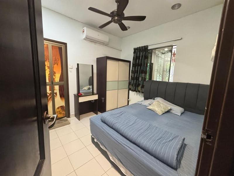 Semi-Detached House for Rent in Taman Tasik Prima (Puchong) - Justin Ng - Bedroom - PropertyGuru.com.my
