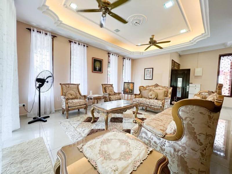 Bungalow House untuk Dijual di Hulu Langat (Selangor) - Rushdan Sahar - Living Room - PropertyGuru.com.my