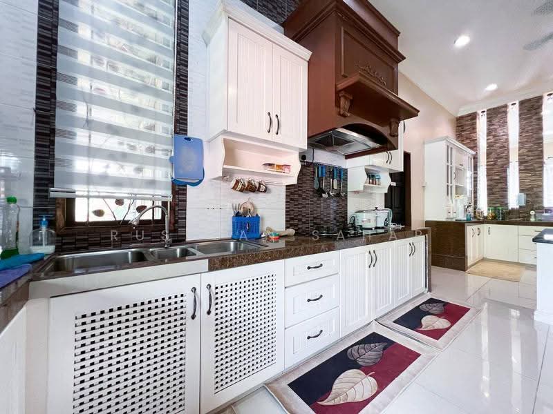 Bungalow House untuk Dijual di Hulu Langat (Selangor) - Rushdan Sahar - Kitchen - PropertyGuru.com.my