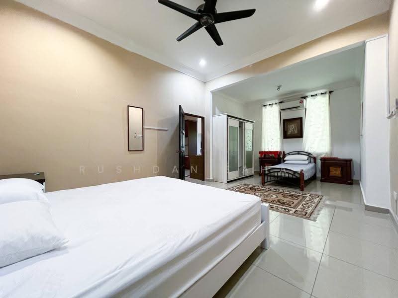 Bungalow House untuk Dijual di Hulu Langat (Selangor) - Rushdan Sahar - Bedroom - PropertyGuru.com.my
