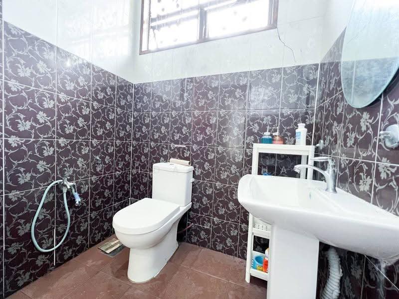 Bungalow House untuk Dijual di Hulu Langat (Selangor) - Rushdan Sahar - Bathroom - PropertyGuru.com.my