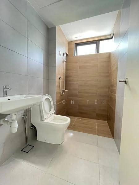 Service Residence for Sale at Vivo Executive Apartment - Welson Teh - Bathroom - PropertyGuru.com.my
