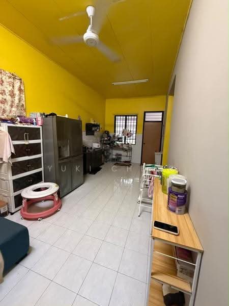 Rumah Teres 1-Tingkat untuk Dijual di Taman Sri Saujana (Kota Tinggi) - Yuki Cheng - Kitchen - PropertyGuru.com.my