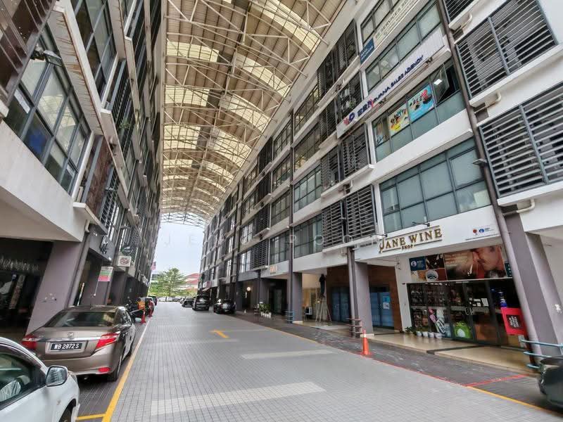 Shop for Rent in Happy Garden (Kuchai Lama) - Jeno Poon - Exterior - PropertyGuru.com.my