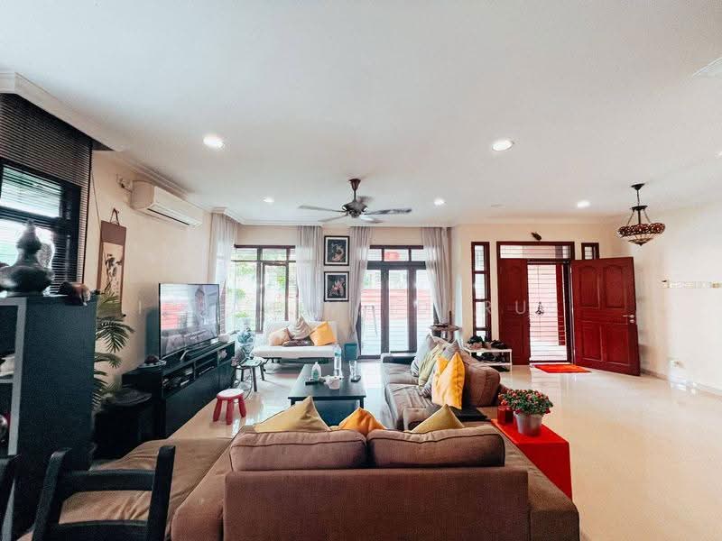 Semi-Detached House for Sale in Ampang Jaya (Ampang) - Ibrahim Iderus - Living Room - PropertyGuru.com.my