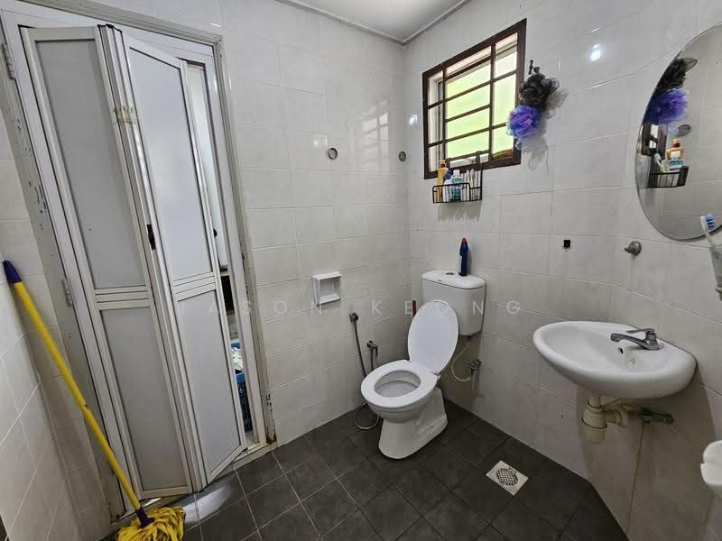 2-storey Terraced House for Sale in Taman Putra Prima (Puchong) - Jason Keong - Bathroom - PropertyGuru.com.my
