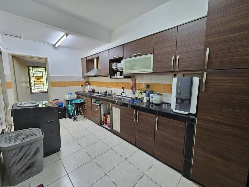 2-storey Terraced House for Sale in Taman Putra Prima (Puchong) - Jason Keong - Kitchen - PropertyGuru.com.my