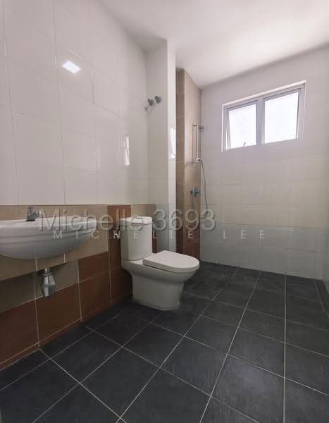 Rumah Teres 2-Tingkat untuk Disewa di Kota Kemuning (Shah Alam) - Michelle Lee - Bathroom - PropertyGuru.com.my