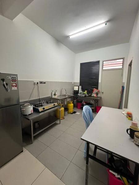 Rumah Teres 2-Tingkat untuk Disewa di Johor Bahru (Johor) - Win Tan - Kitchen - PropertyGuru.com.my