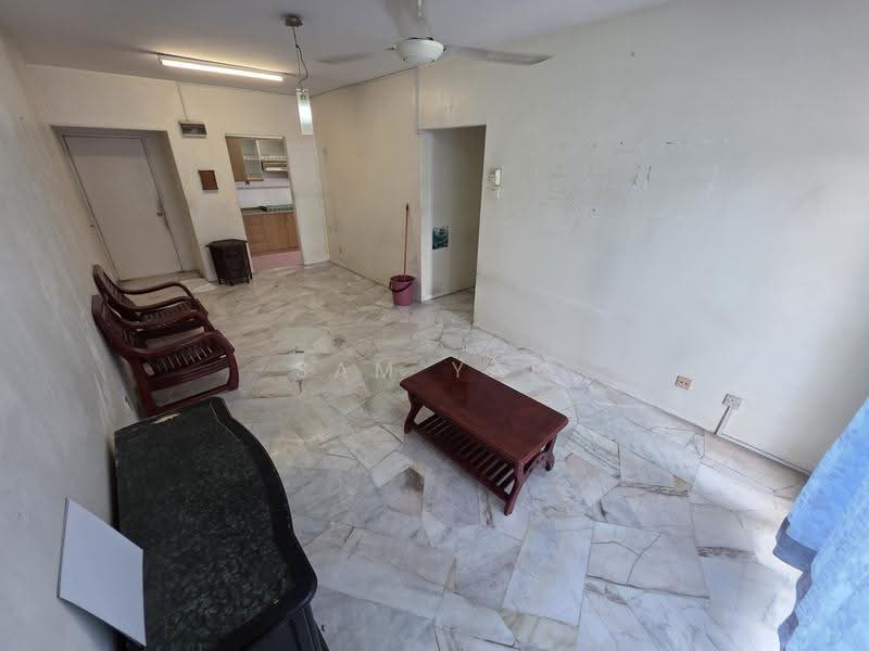 Pangsapuri untuk Dijual di Akasia Apartment - Sam Yap - Living Room - PropertyGuru.com.my