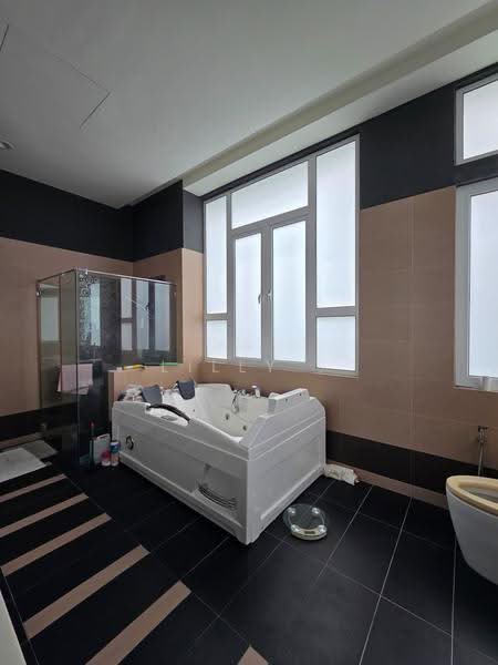 Bungalow House untuk Dijual di Tanjung Tokong (Penang) - Lilly . - Bathroom - PropertyGuru.com.my