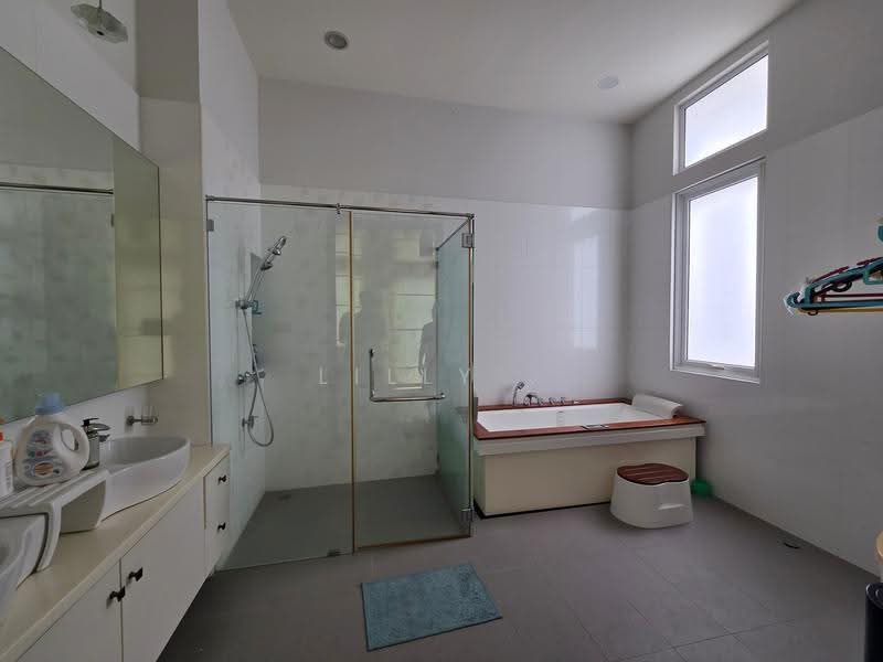 Bungalow House untuk Dijual di Tanjung Tokong (Penang) - Lilly . - Bathroom - PropertyGuru.com.my