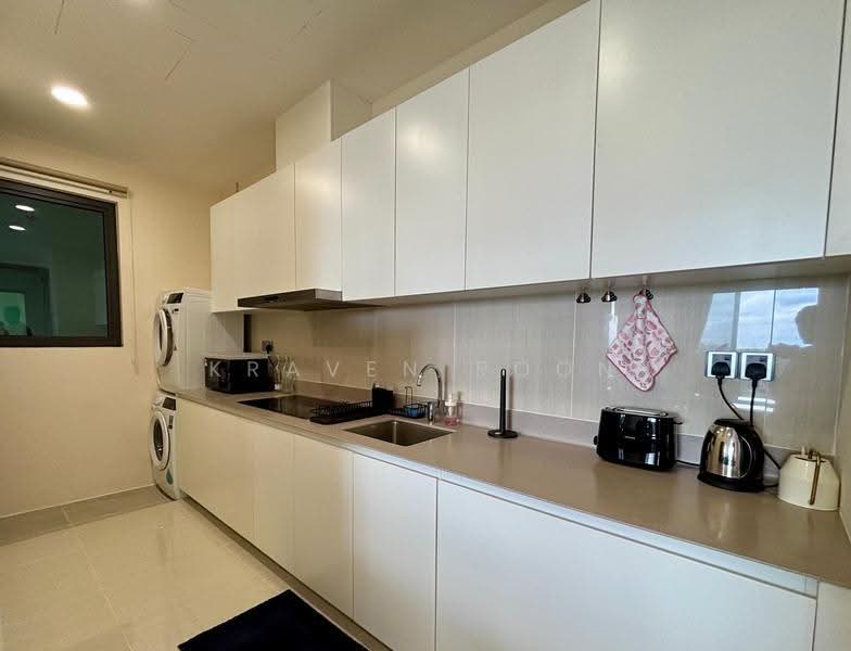 Service Residence for Sale at Senada Residence @ KLGCC Resort - Kraven Poon - Kitchen - PropertyGuru.com.my