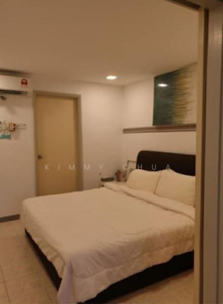 Pangsapuri untuk Dijual di Meranti Park Suites - Kimmy Chua - Bedroom - PropertyGuru.com.my