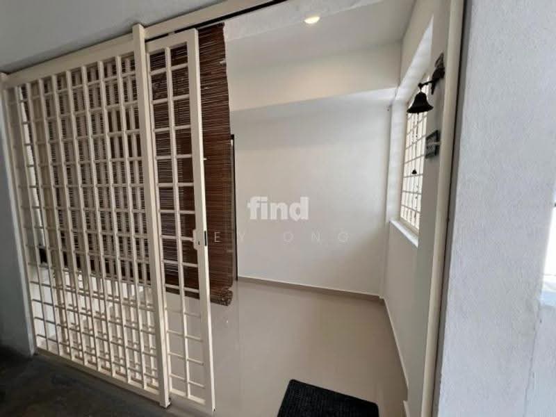Condominium for Rent at Azuria Condominium - Jey Ong - Entrance - PropertyGuru.com.my